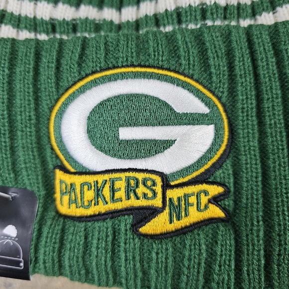 New Era Green Bay Packers NFL Football Lined Green/Cream Stocking Hat - Picture 2 of 8